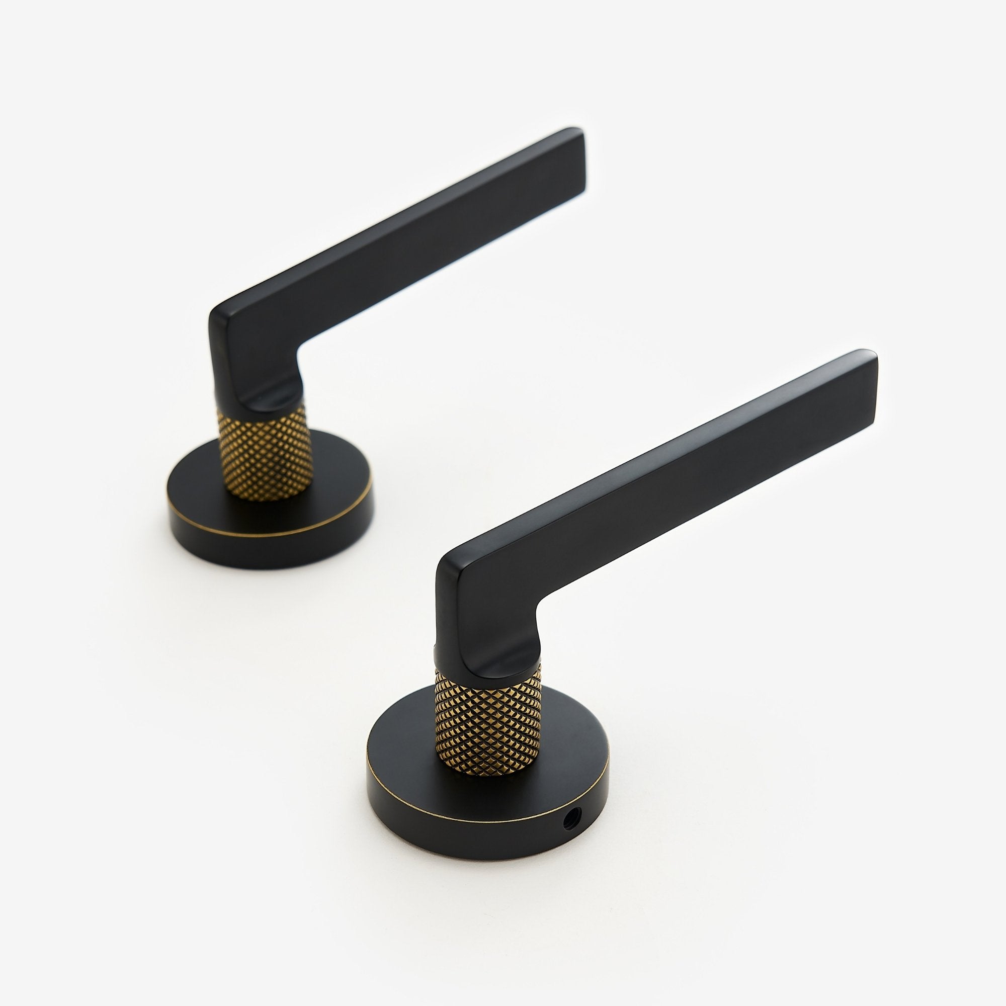 Nero + Ottone