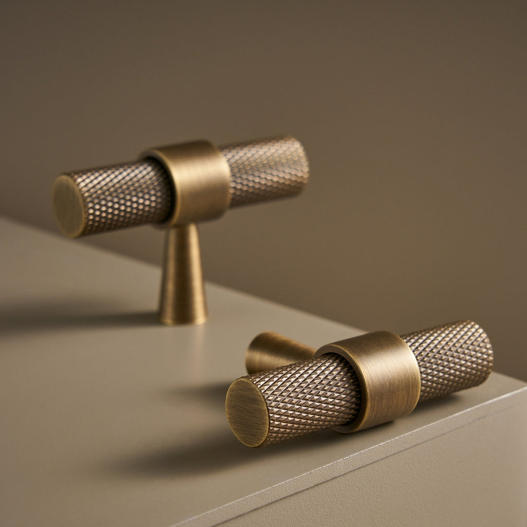 Barra a T CH016 | Zigrinata | Ottone Antico